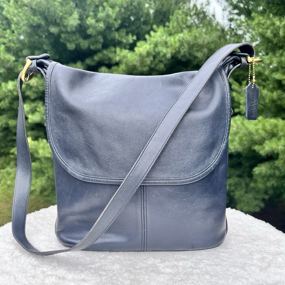 Vintage Coach Whitney 4115 Black Leather Shoulder Bag Classic Flap Purse USA